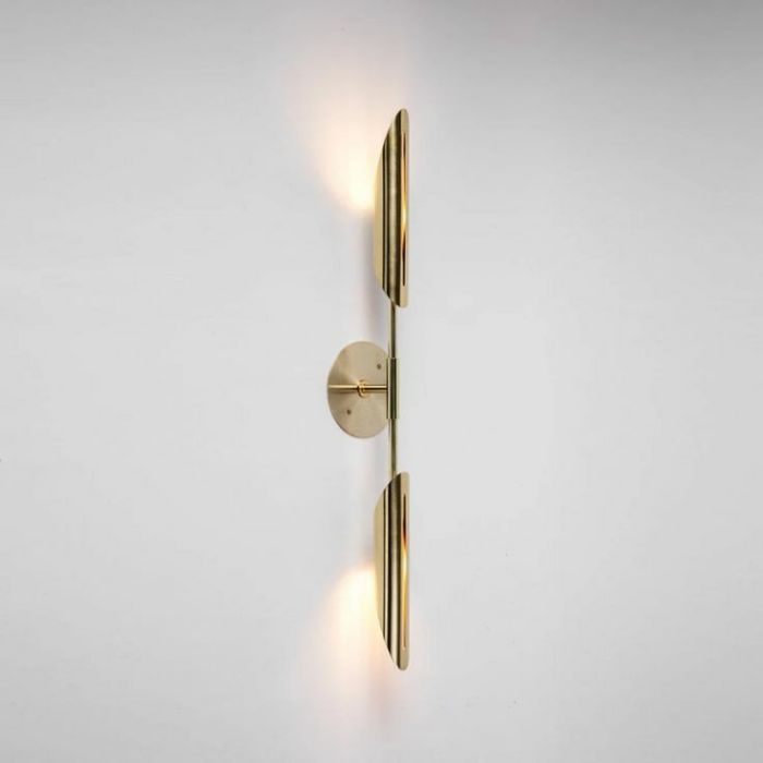 מנורת קיר אפ דאון פליז 45.