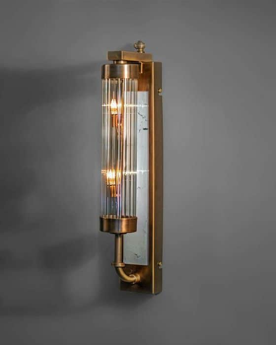 מנורת קיר דגם ברסרי זרוע פליזמנורת קיר