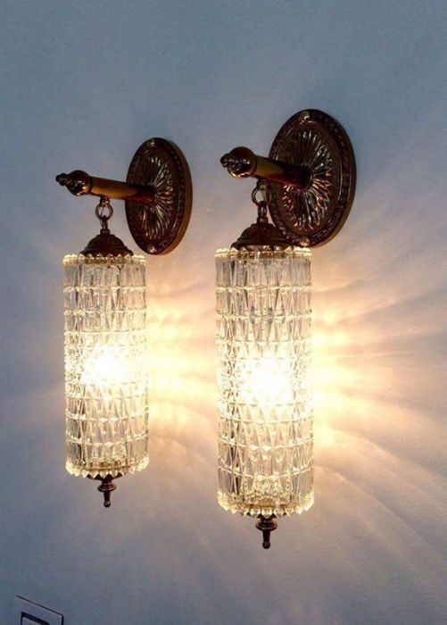 מנורת קיר דגם זאוס פליזמנורת קיר